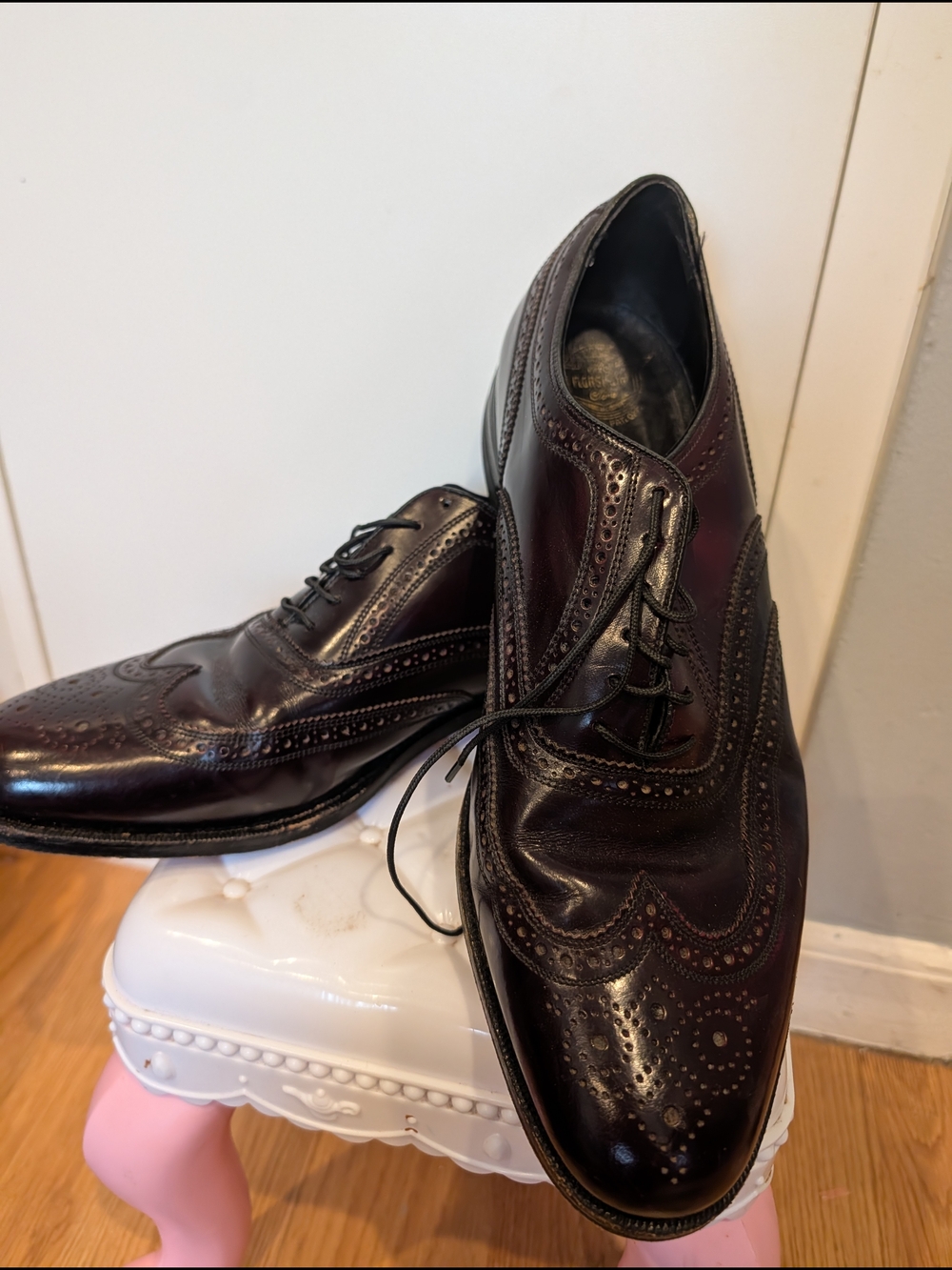 Men's Classic Wingtip Oxford Dress Shoes - Dark Brown